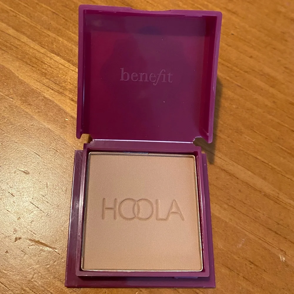 Benefit HOOLA Bronzer